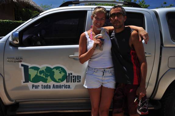 Com o famoso e internacional coelho Kiki em San Juan del Sur, na Nicarágua
